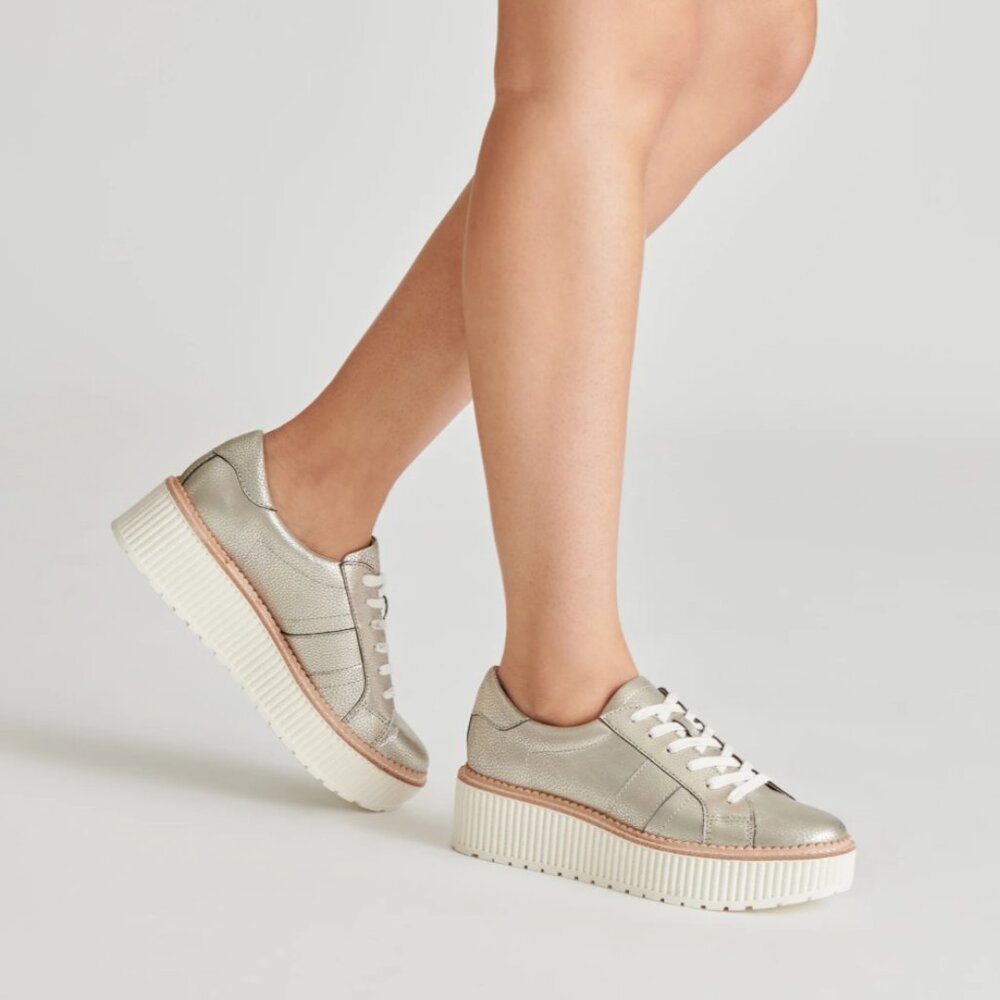 NEW DOLCE VITA Leather Tiger Sneakers in light gold for women 825 3t2